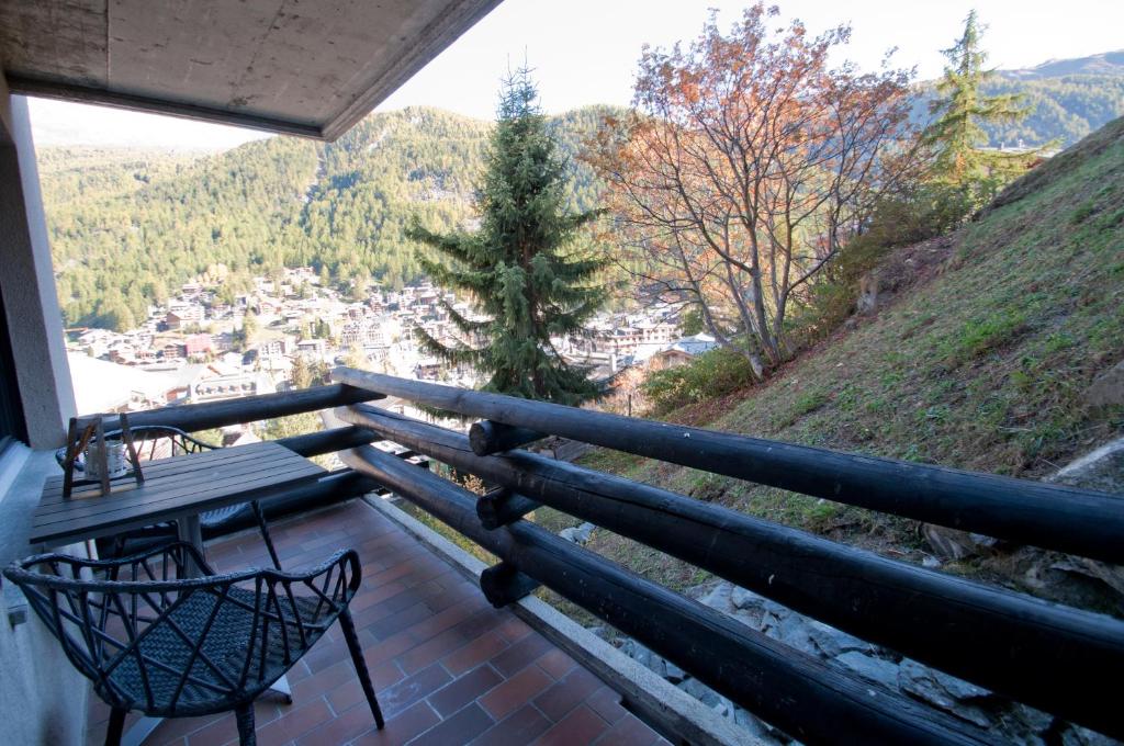 Nespecifikovaný výhled na hory nebo výhled na hory při pohledu z apartmánu