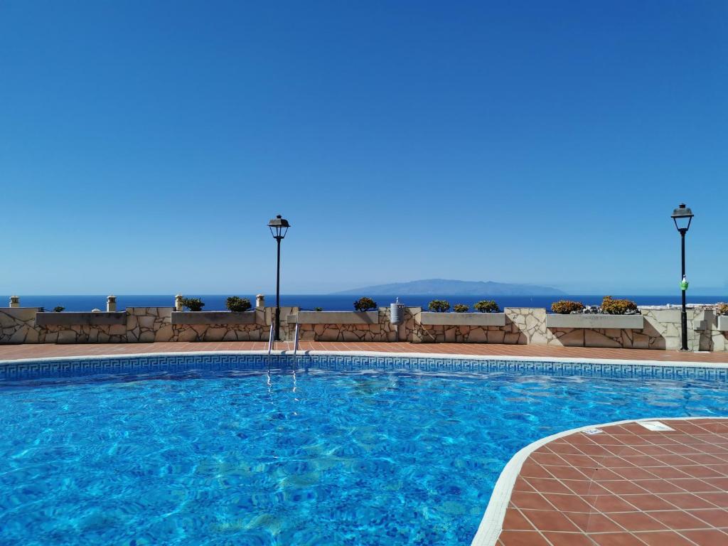 The swimming pool at or close to Panoramic View Balcón del Atlántico