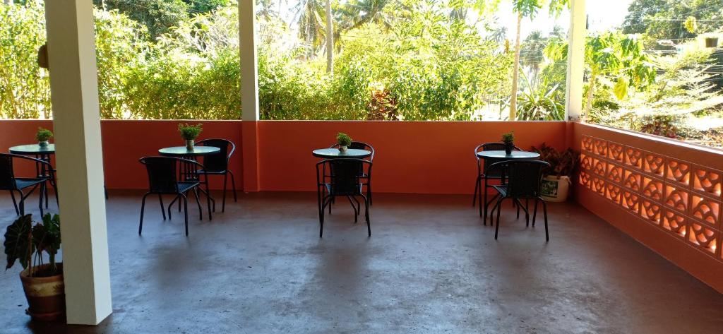 Balkón nebo terasa v ubytování Koh Mak Homestay