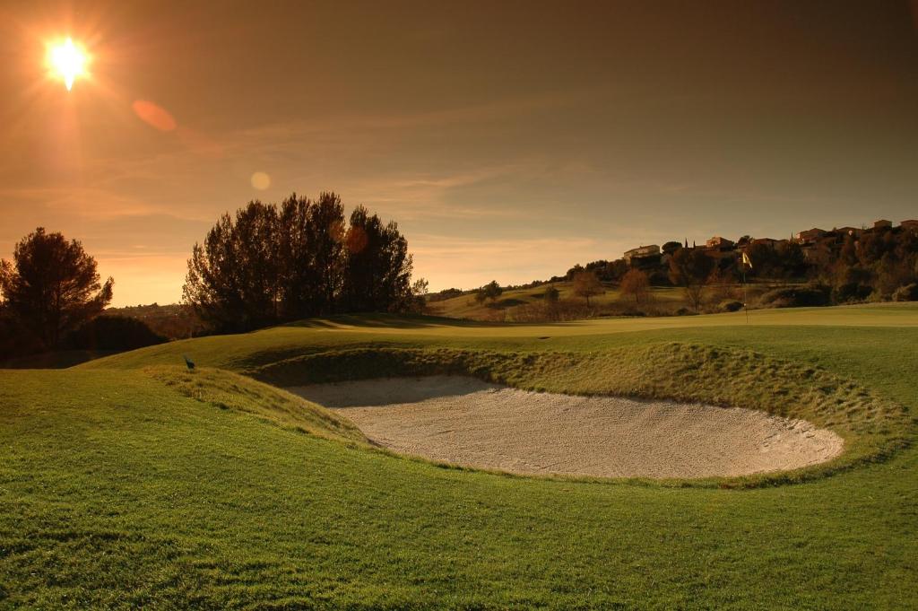 Hôtel Golf Fontcaude - Resim 30