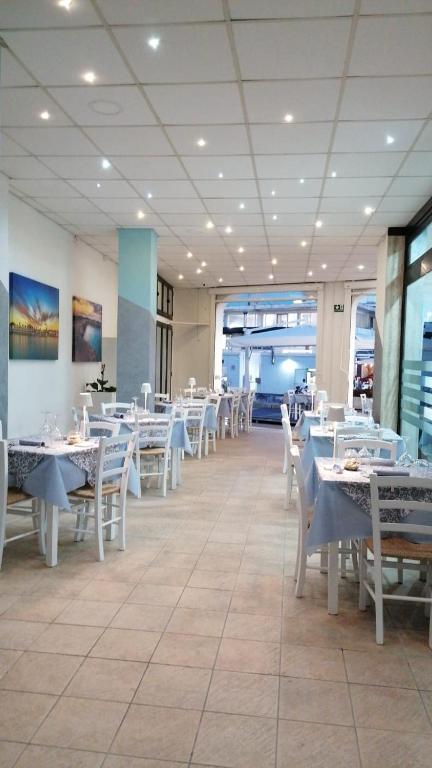 Restaurace v ubytování Hotel Profumo Di Mare