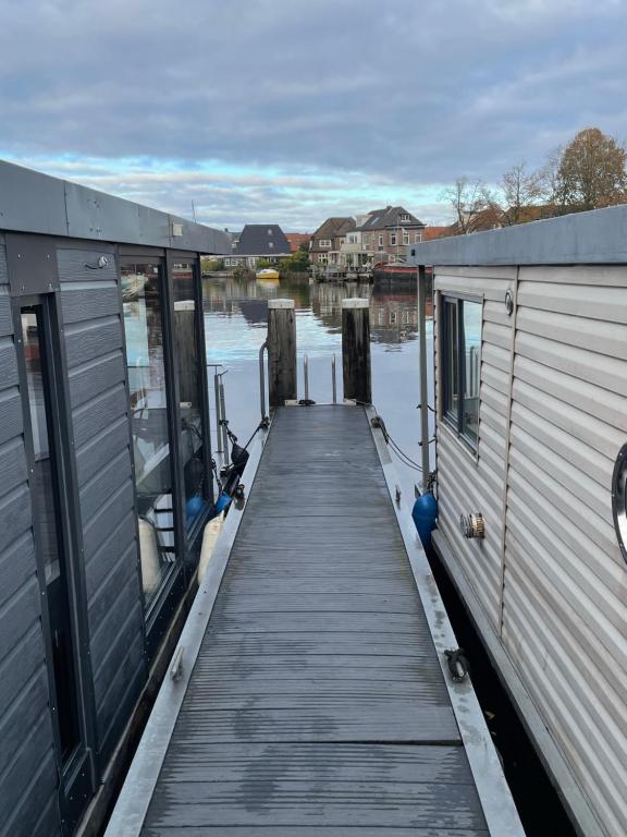 Slapen op het Water - One-Bedroom Apartment
