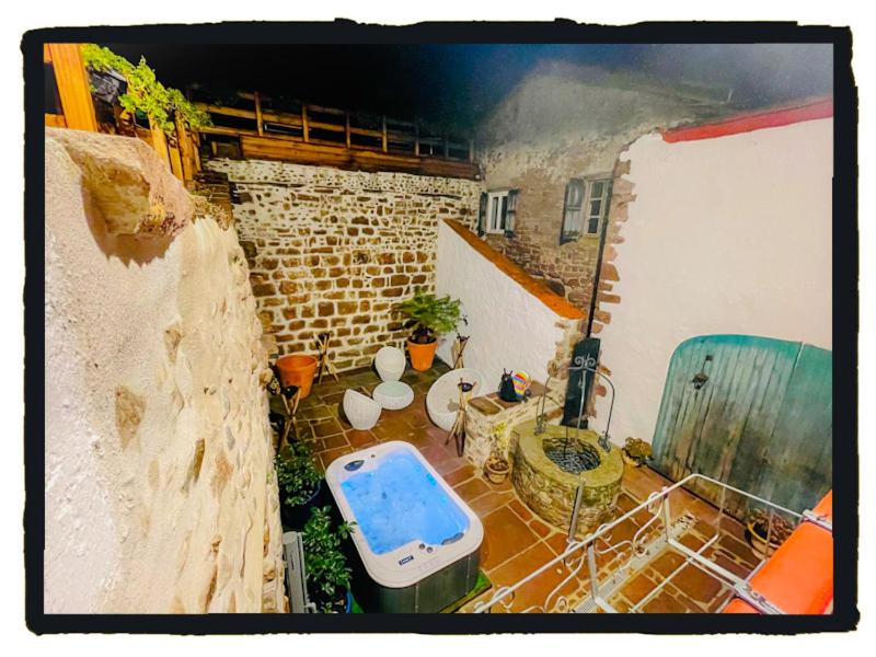 Fotografie z fotogalerie ubytování Chambres d'Hôtes Maison E.Bernat v destinaci Saint-Jean-Pied-de-Port