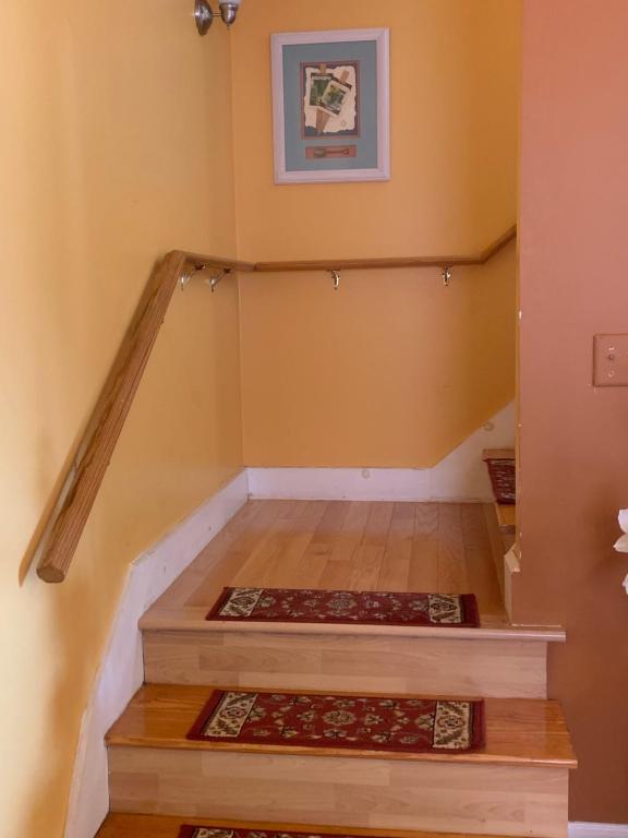 Beautiful Townhouse, 2 bedrooms, 2 bath - Apartamento Dúplex