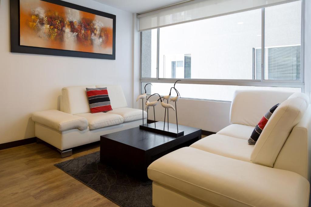 Olympus Apartments - Superior Apartment 1001