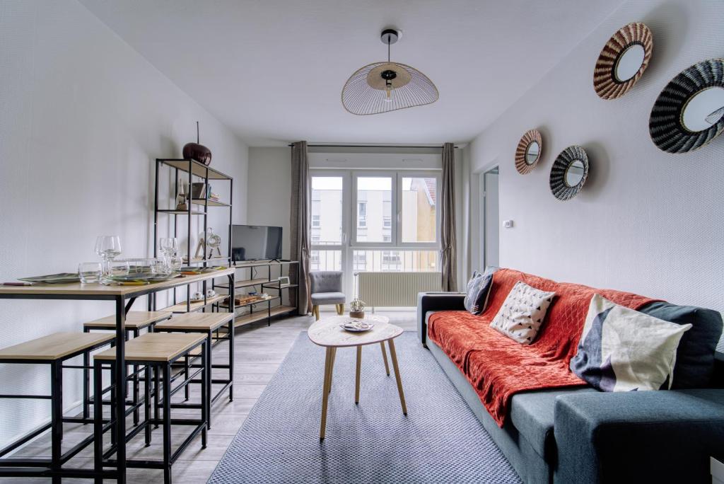 Khu vực ghế ngồi tại La Balastiere Metz Luxembourg Wifi Un-Séjour-à-Part