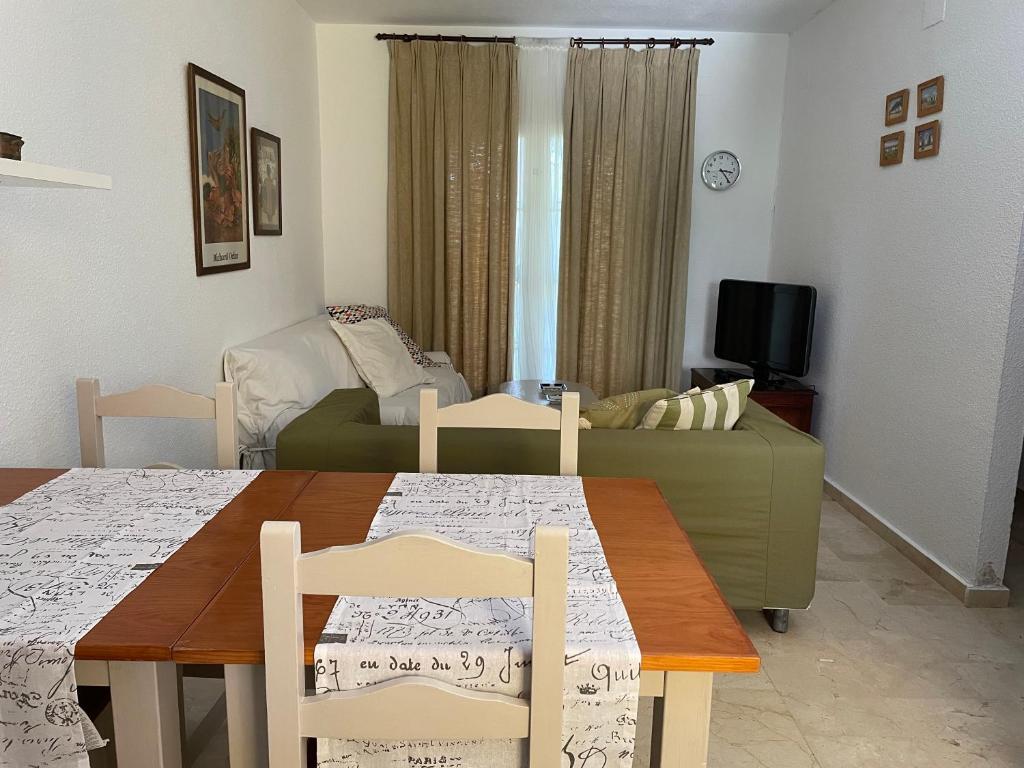 TV a/nebo společenská místnost v ubytování Apartamento Green Golf Islantilla
