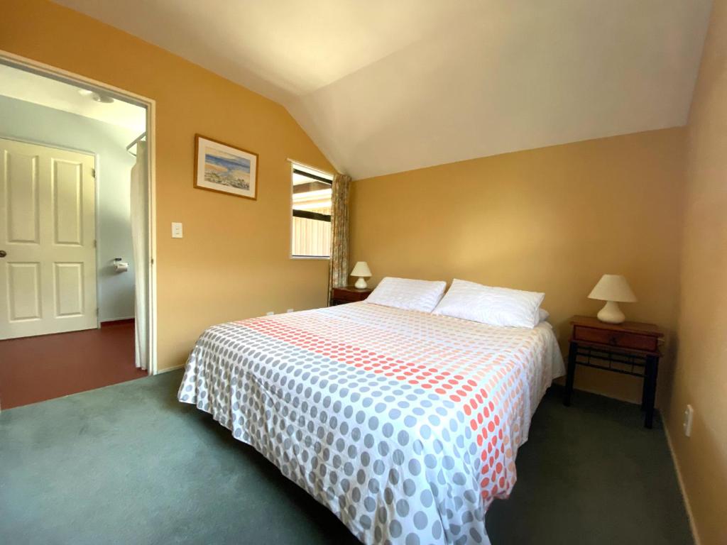 3 Mt Isobel Place - Resim 14