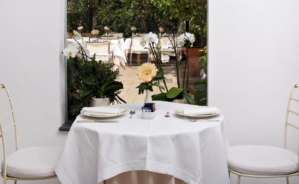 Fotografie z fotogalerie ubytování Hotel Canasta v Capri