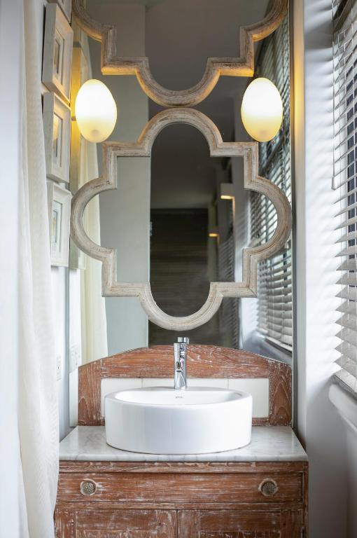 55TG Boutique Suites - 14