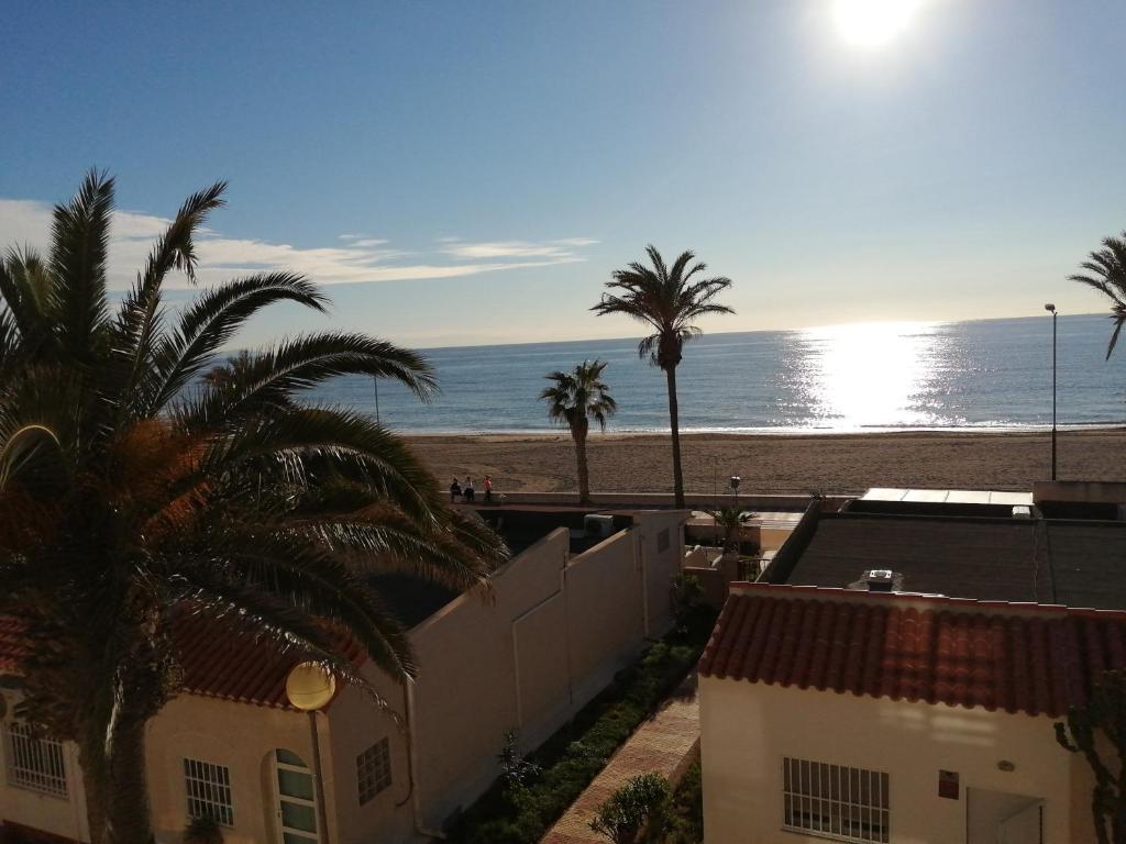 Estudio Frente Al Mar, Roquetas de Mar – Updated 2022 Prices