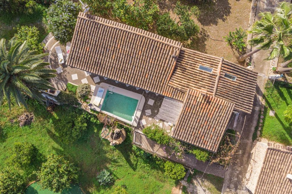 The swimming pool at or close to Son Alegre