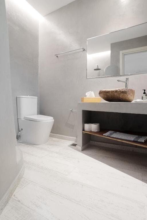 Koupelna v ubytování Alidian bay Suites Leros