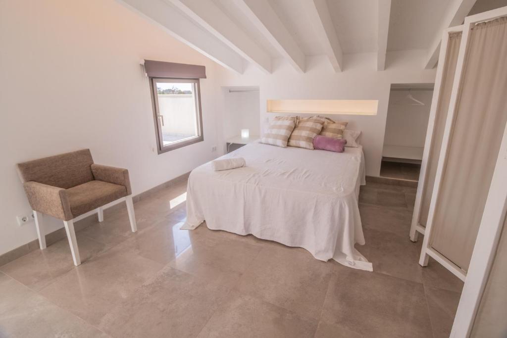 Postel nebo postele na pokoji v ubytování Finca CAN LLORENC by Mallorca Villa Selection