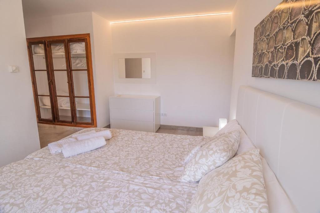 Postel nebo postele na pokoji v ubytování Finca CAN LLORENC by Mallorca Villa Selection