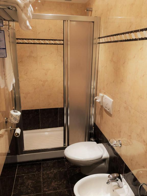 Koupelna v ubytování Hotel La Noce