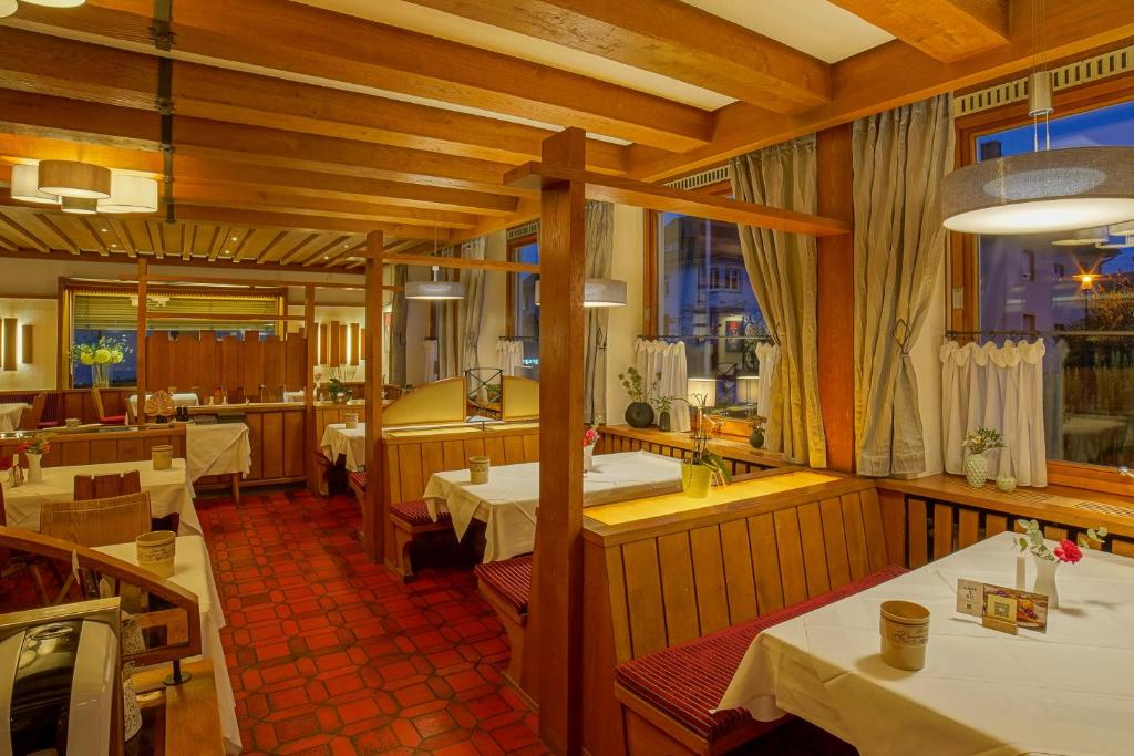Restaurace v ubytování Hotel zur Flüh