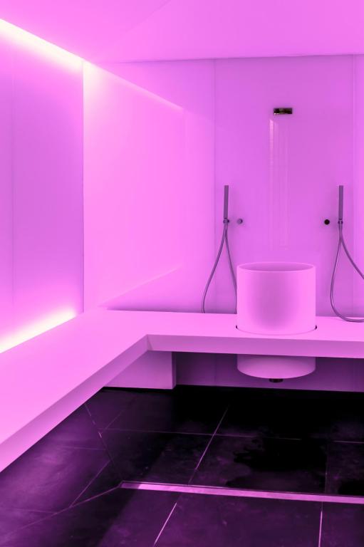 Koupelna v ubytování Alpenlove - Adult SPA Hotel