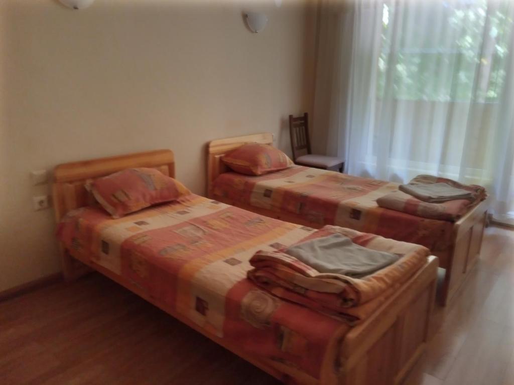 Семеен хотел Чекръка - Twin Room With Balcony