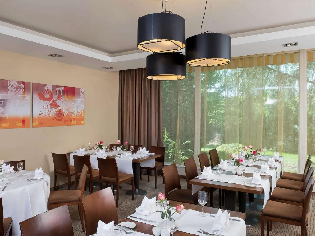 Restaurace v ubytování Mercure Hotel Saarbrücken Süd