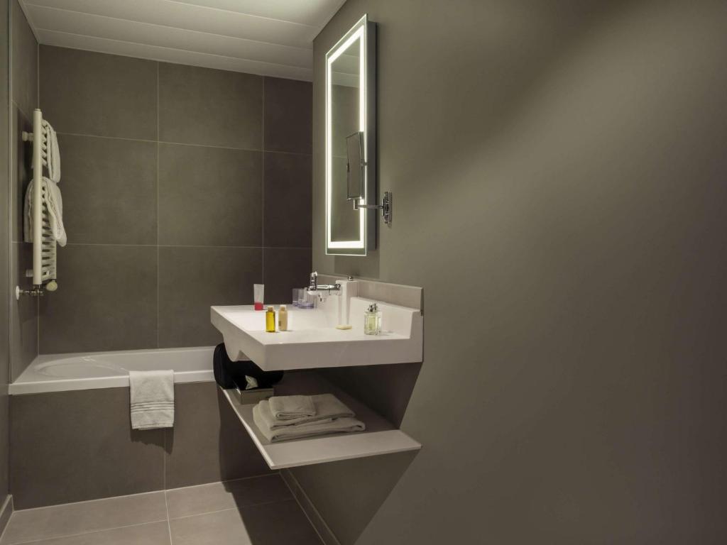 Koupelna v ubytování Novotel Genève Centre