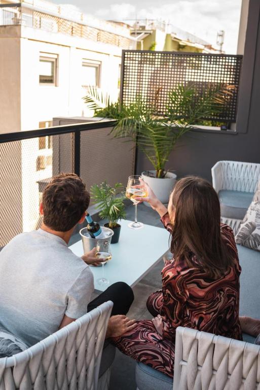 Melo Athens - Resim 36