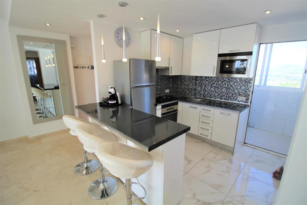 Atico Levante Torre Montecarlo, Benidorm – Updated 2023 Prices