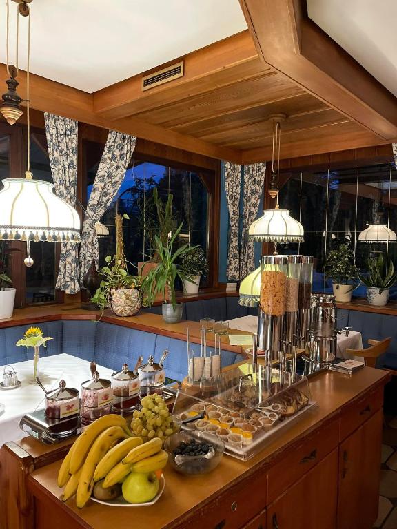 Hotel Restaurant - Häuserl im Wald Graz - Resim 14