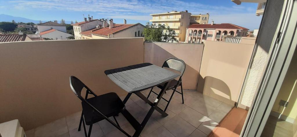 Balkon ili terasa u objektu LA PLAGE Appart &agrave; 2 pas de la plage et du march&eacute;