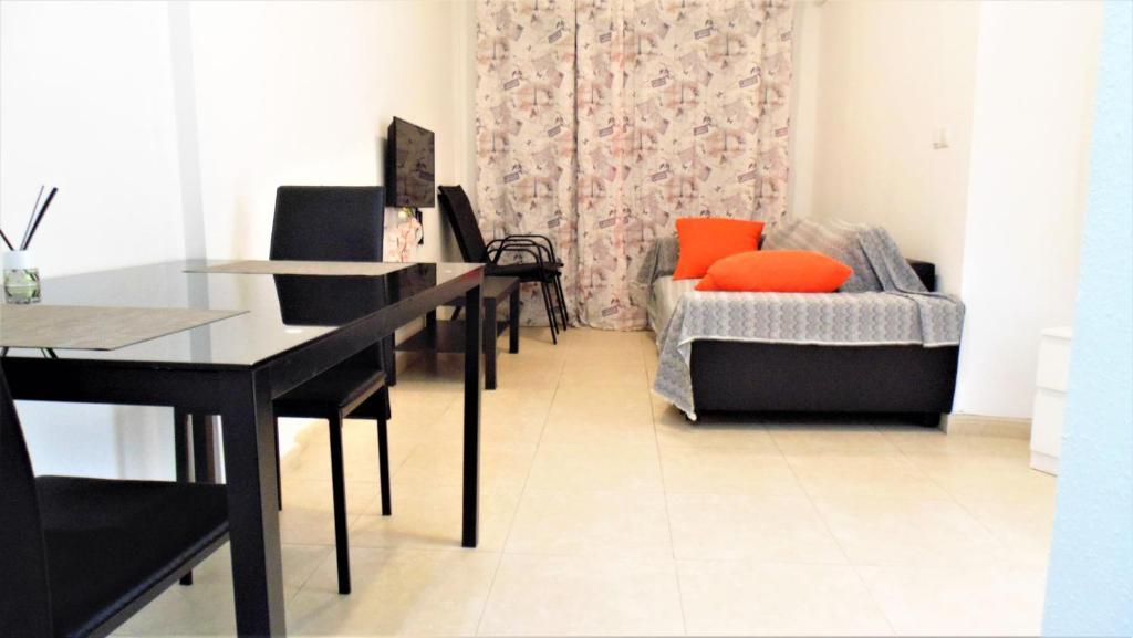 LA PAZ APARTAMENTO-ATICO, CENTRO, SERCA DEL MAR, Torrevieja ...