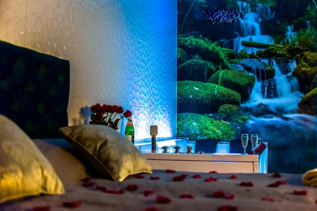 Posteľ alebo postele v izbe v ubytovaní Apartment Jacuzzi