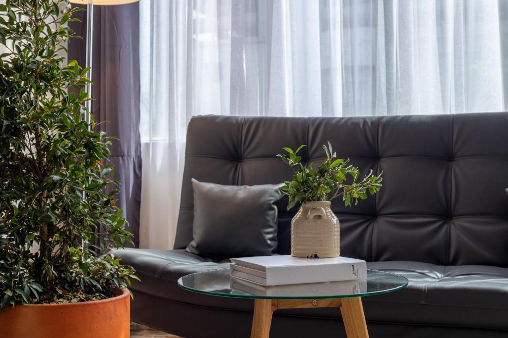 Posezení v ubytování Lexum by Bernalo Hotels