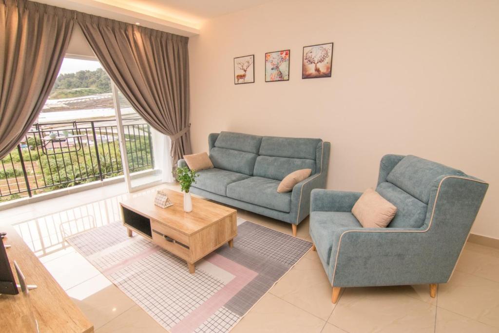 Posezení v ubytování Gorgeous Sunset & Tea Plantation View-Premium Hotel Bed