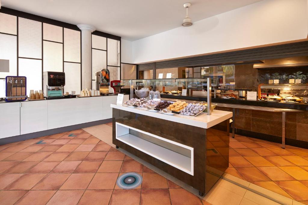 Sol Pelicanos Ocas, Benidorm – Updated 2023 Prices