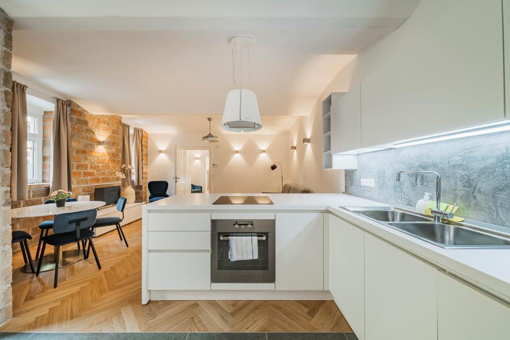 easy-flat Severingasse - Stylish 73sqm Apartment near Park and Tram