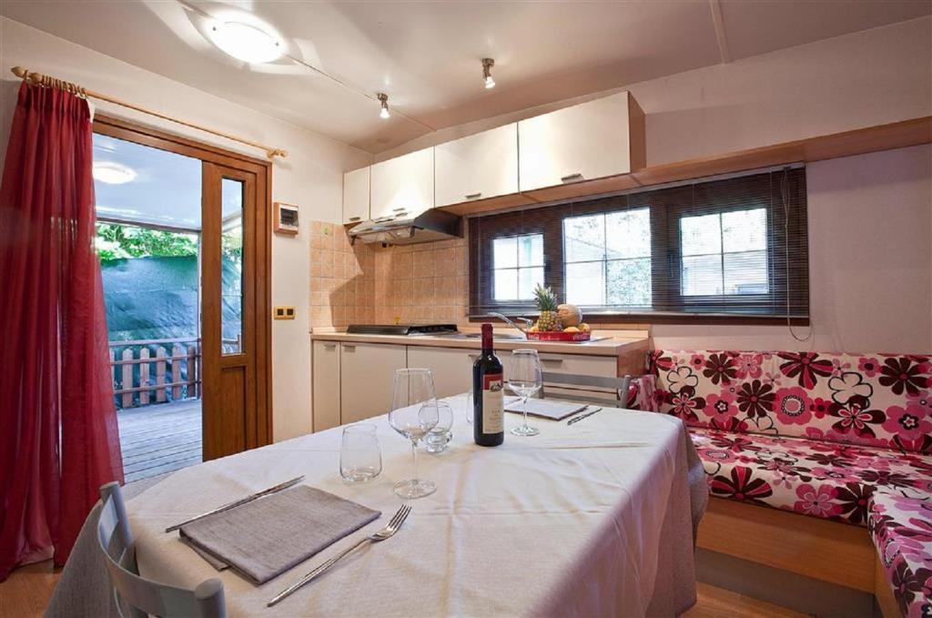 Kuchyň nebo kuchyňský kout v ubytování Camping Free Beach