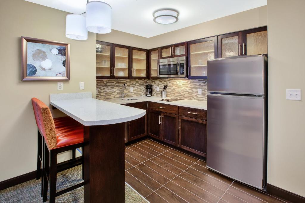 Staybridge Suites - Benton Harbor-St. Joseph by IHG photo
