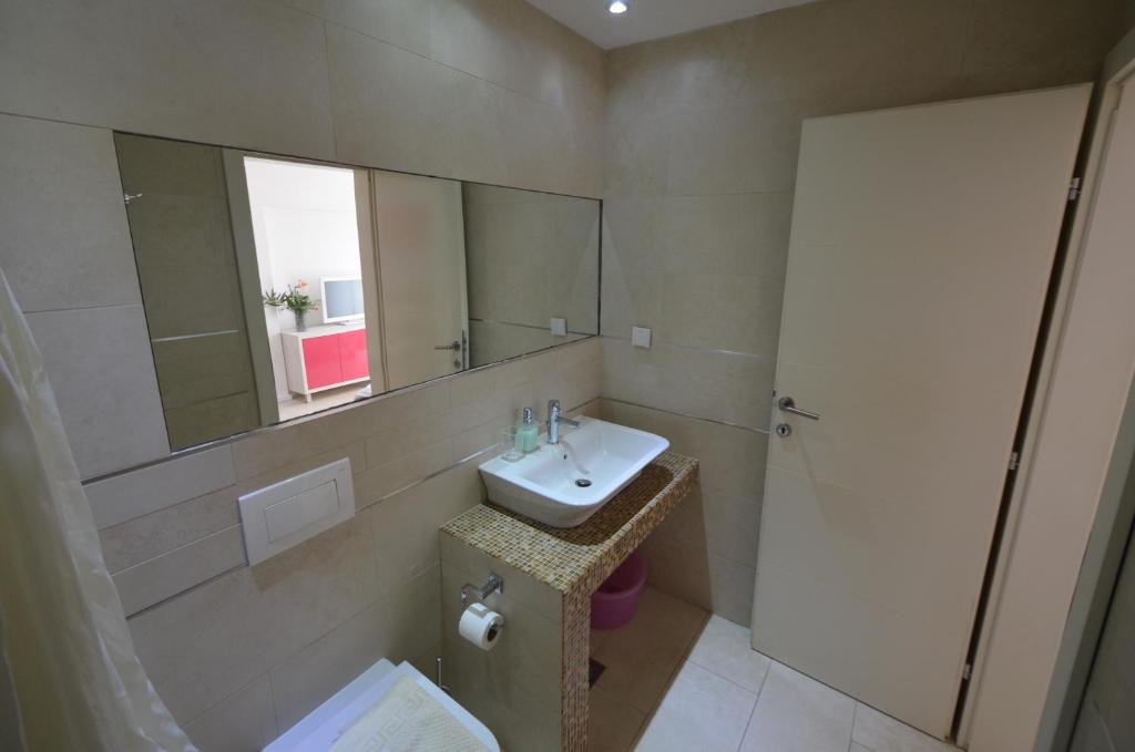 Apartments Karmen Maria - 2