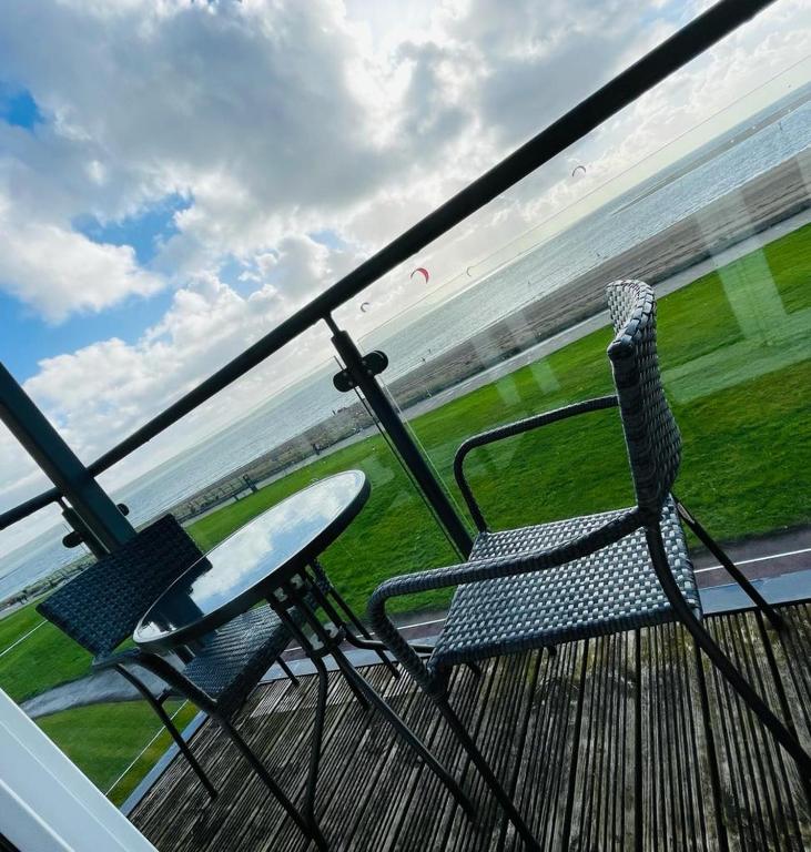 Sea view apartment at the beach!, Llanelli Updated 2023 Prices