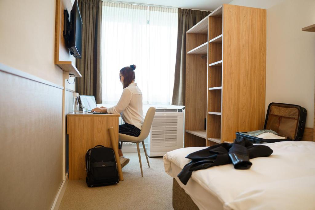 Continental Hotel Lausanne - Resim 16