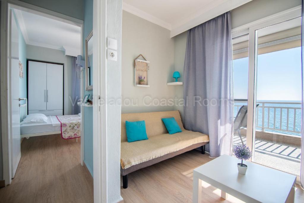Posteľ alebo postele v izbe v ubytovaní Vasileiadou Coastal Rooms
