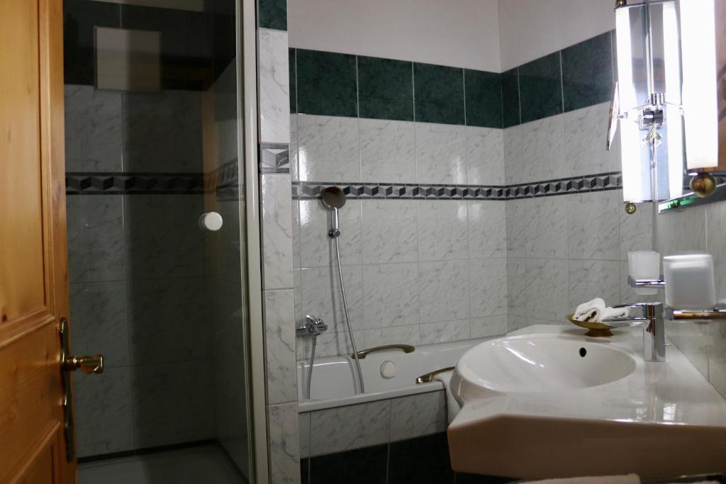 Koupelna v ubytování Hotel Spescha