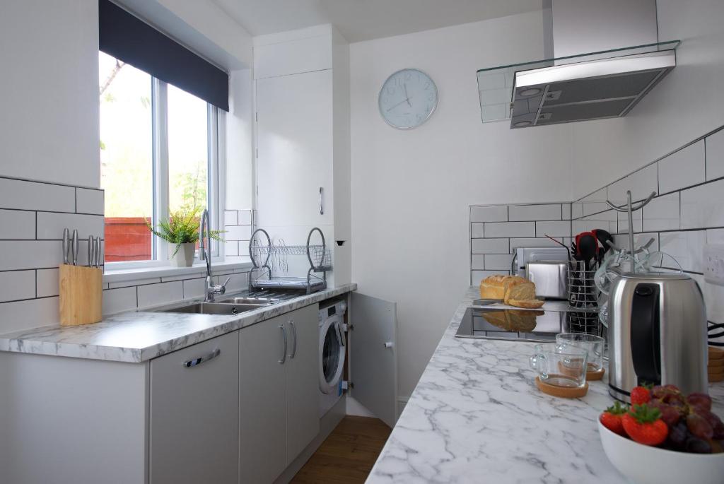 Thomson House - Sleeps 4 2 mins walk from Stockport train station and town centre