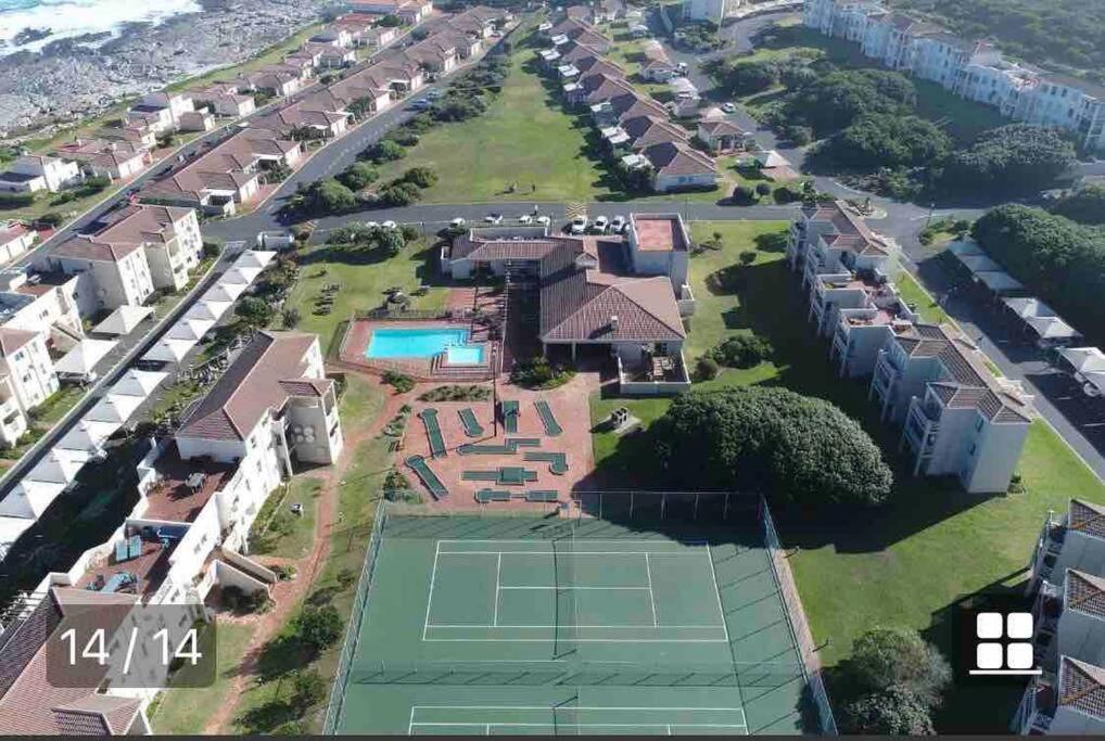 61 hbc, Hermanus (updated prices 2024)