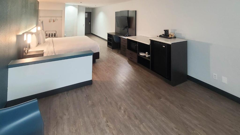 Studio 6 Suites Lawndale, CA South Bay - 