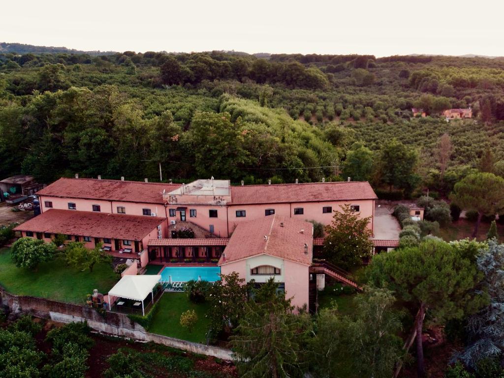 Pohľad z vtáčej perspektívy na ubytovanie Agriturismo Montefosco