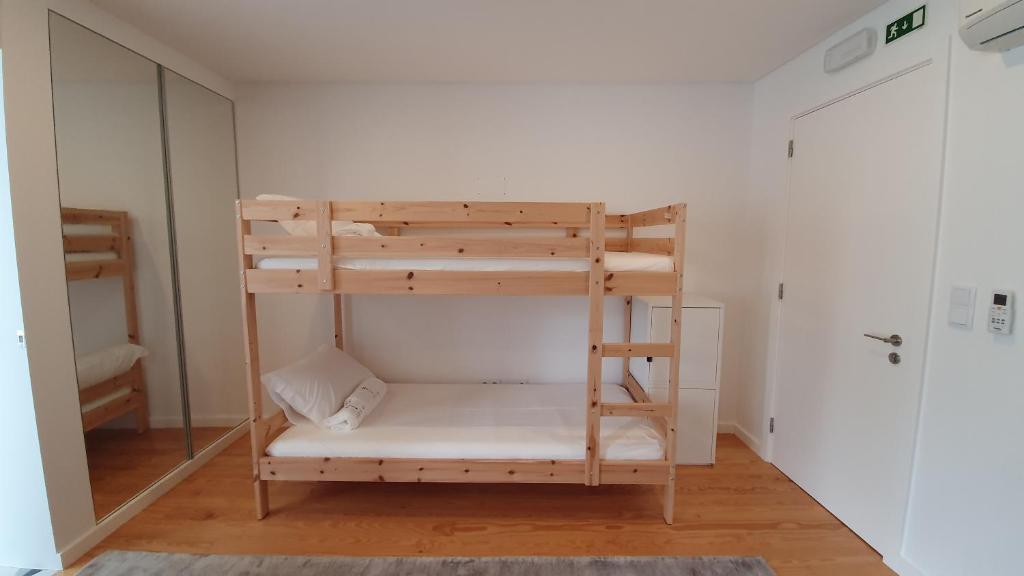 Azores Inn - Family Suites - 12