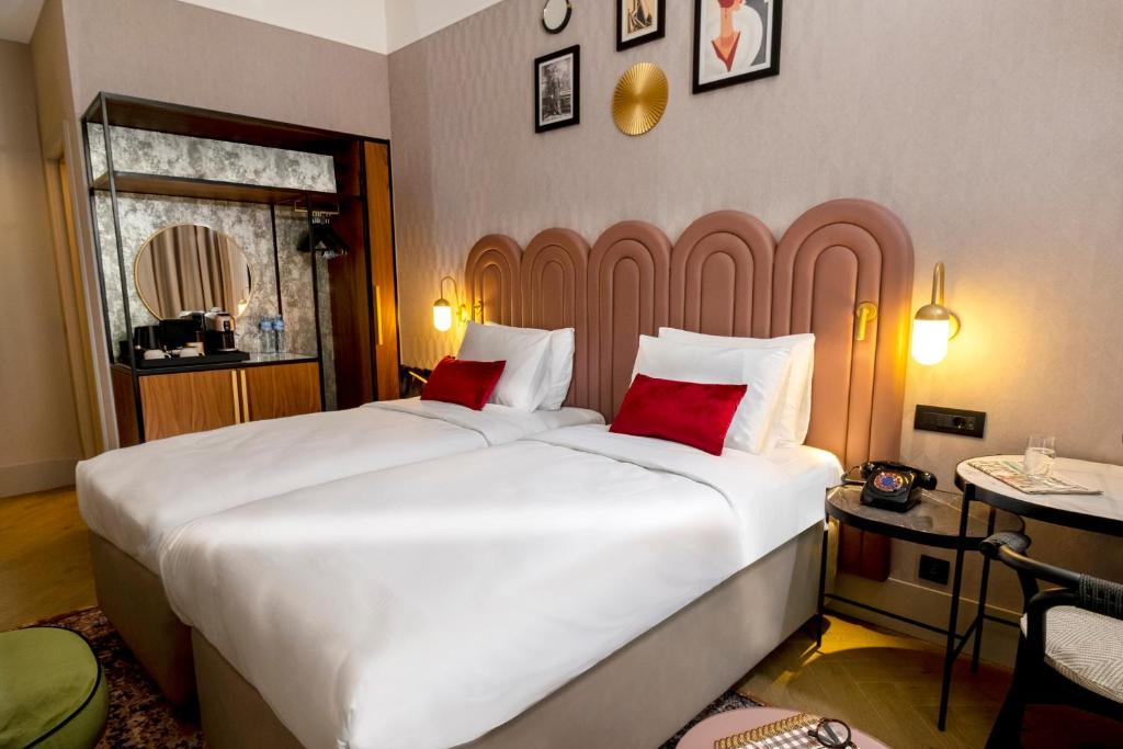 Postel nebo postele na pokoji v ubytování Hotel Indigo Belgrade by IHG