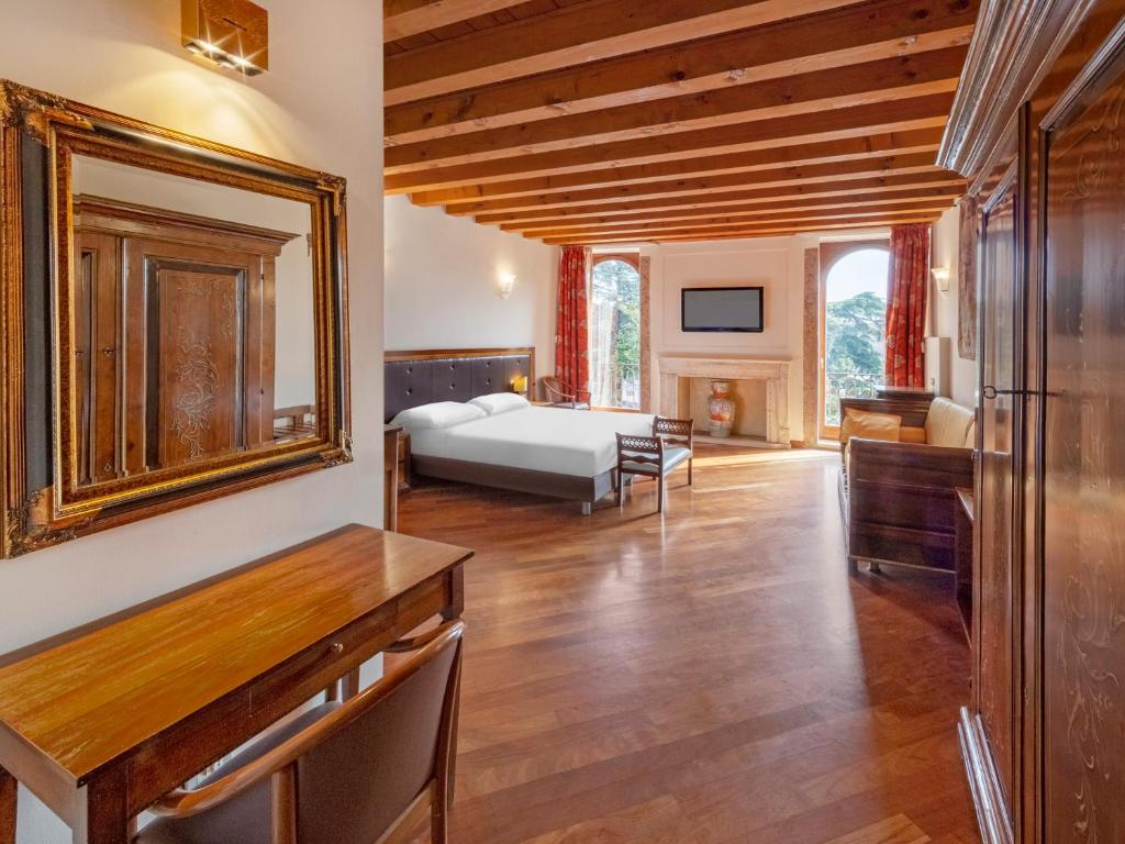 Gallery image of City Centre Rooms and Apartments in Verona