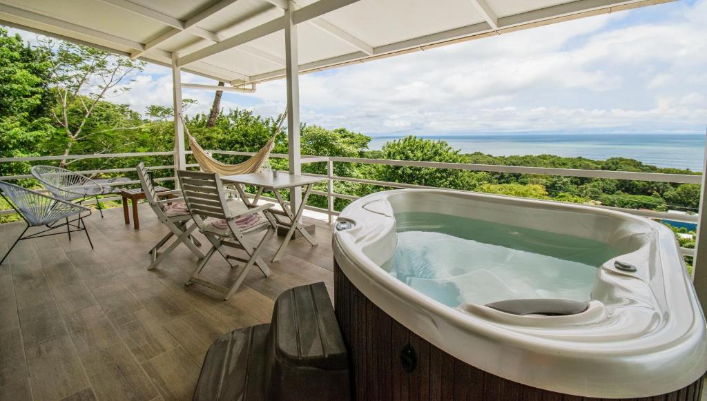Funky Monkey Lodge - Appartement Avec Vue Sur Mer